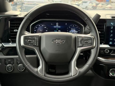 Used 2024 Chevrolet Silverado 1500 RST image 18