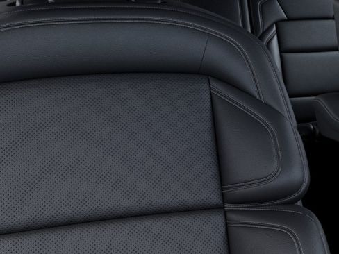 New 2027 Lincoln Navigator Premiere RWD image 16