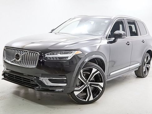 Used 2024 Volvo XC90 B6 Ultimate w/ Protection Package Premier image 2