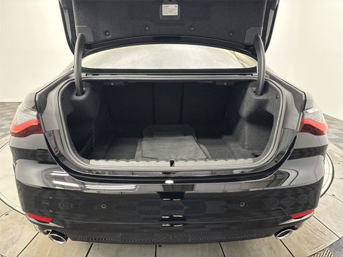 Used 2024 BMW 430i Coupe w/ Premium Package RWD image 21