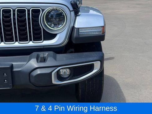 Used 2024 Jeep Wrangler Unlimited Sahara AWD/4WD image 4