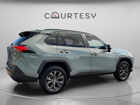 Certified 2023 Toyota RAV4 XLE Premium image 5