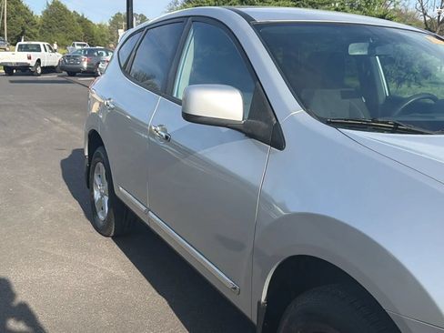 Used 2013 Nissan Rogue S w/ Special Edition Pkg AWD/4WD image 11