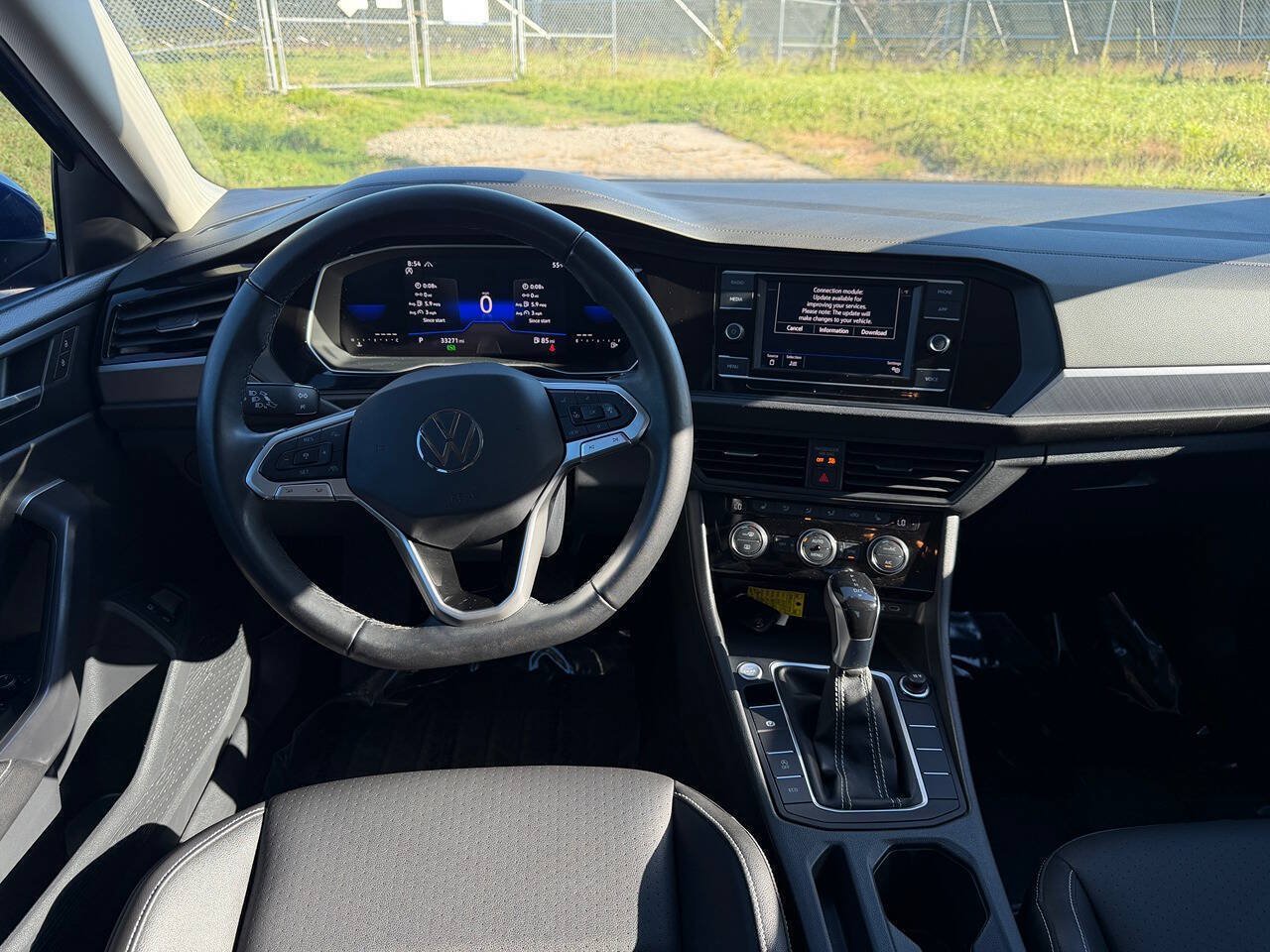 Used 2024 Volkswagen Jetta SE w/ Panoramic Sunroof Package FWD image 20