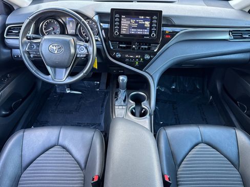 Used 2024 Toyota Camry SE image 13