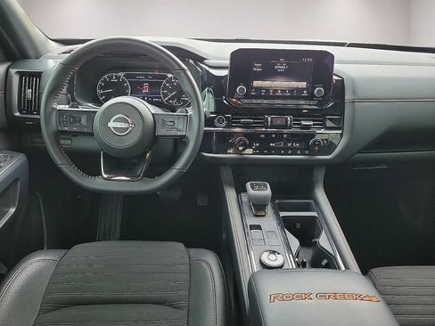 Used 2024 Nissan Pathfinder Rock Creek AWD/4WD image 11