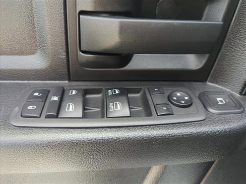 Used 2024 RAM 2500 Tradesman w/ Chrome Appearance Group AWD/4WD image 26