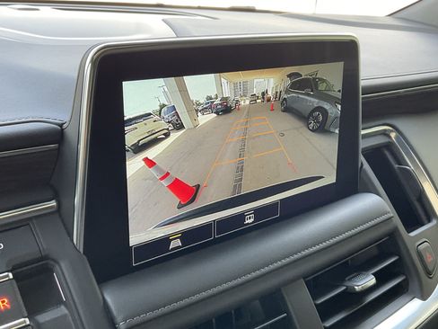 Used 2021 Chevrolet Tahoe Z71 w/ Rear Media and Nav Package AWD/4WD image 16