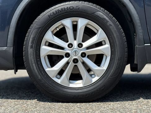 Used 2015 Nissan Rogue SV AWD/4WD image 29
