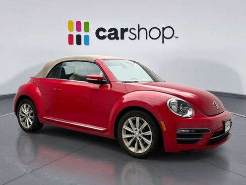 Used 2019 Volkswagen Beetle 2.0T SE FWD image 7