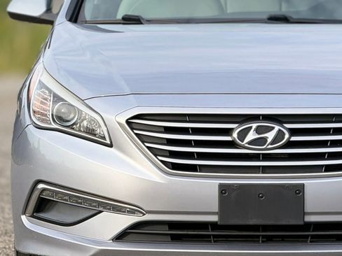Used 2015 Hyundai Sonata SE w/ Option Group 09 image 11