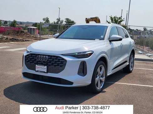 Used 2025 Audi Q5 Premium w/ Premium Plus AWD/4WD image 4