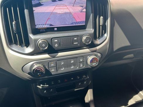 Used 2019 Chevrolet Colorado ZR2 w/ ZR2 Dusk Special Edition image 13