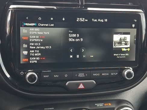 Used 2024 Kia Soul EX FWD image 19