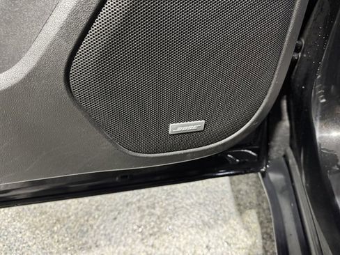 Used 2017 GMC Acadia Denali w/ Technology Package image 7