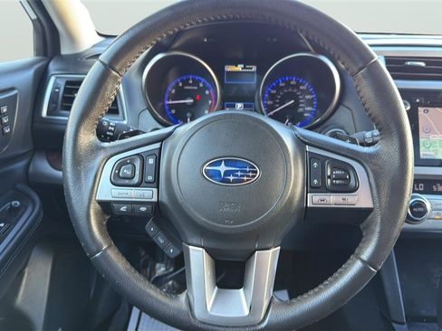 Used 2017 Subaru Outback 2.5i Limited image 27