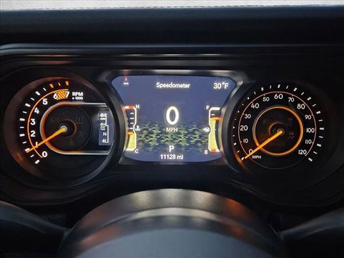 Used 2024 Jeep Wrangler Unlimited Rubicon 392 image 11