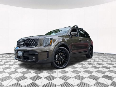 Used 2024 Kia Telluride SX Prestige X-Line AWD/4WD image 2