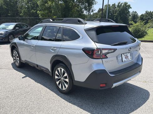 Used 2024 Subaru Outback Limited XT AWD/4WD image 6