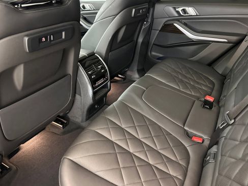 Used 2023 BMW X5 xDrive45e w/ Climate Comfort Package AWD/4WD image 27