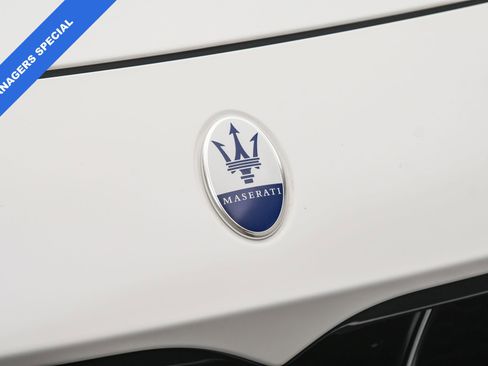 Used 2024 Maserati Grecale GT image 28