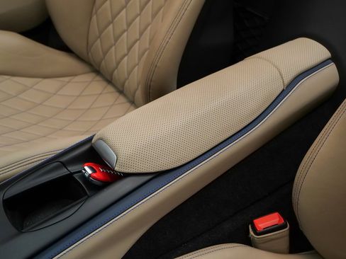 Certified 2021 Ferrari 812 GTS Base image 69