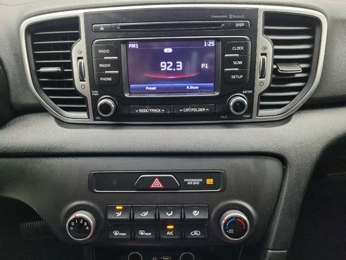 Used 2019 Kia Sportage LX FWD image 25
