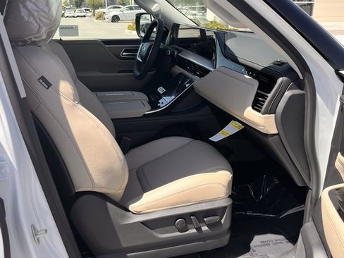 New 2026 INFINITI QX80 Pure w/ Cargo Package image 8