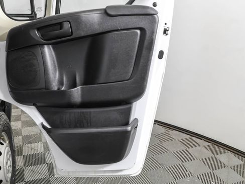 Used 2019 RAM ProMaster 1500 w/ Interior Convenience Group image 40