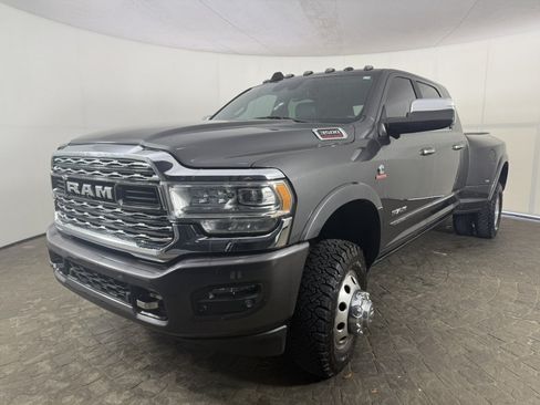 Used 2019 RAM 3500 Limited AWD/4WD image 3