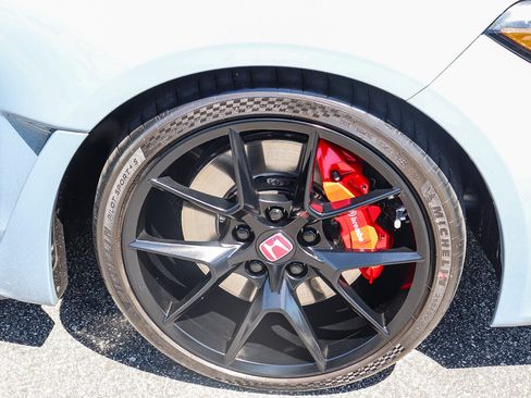 Used 2024 Honda Civic Type R image 7