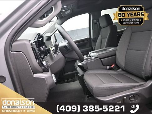 Used 2025 GMC Sierra 1500 SLE w/ X31 Off-Road Package AWD/4WD image 9
