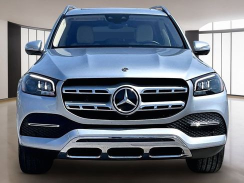 Used 2022 Mercedes-Benz GLS 450 4MATIC image 3