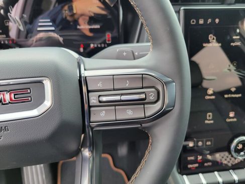 New 2026 GMC Terrain AT4 w/ Convenience Package III image 18