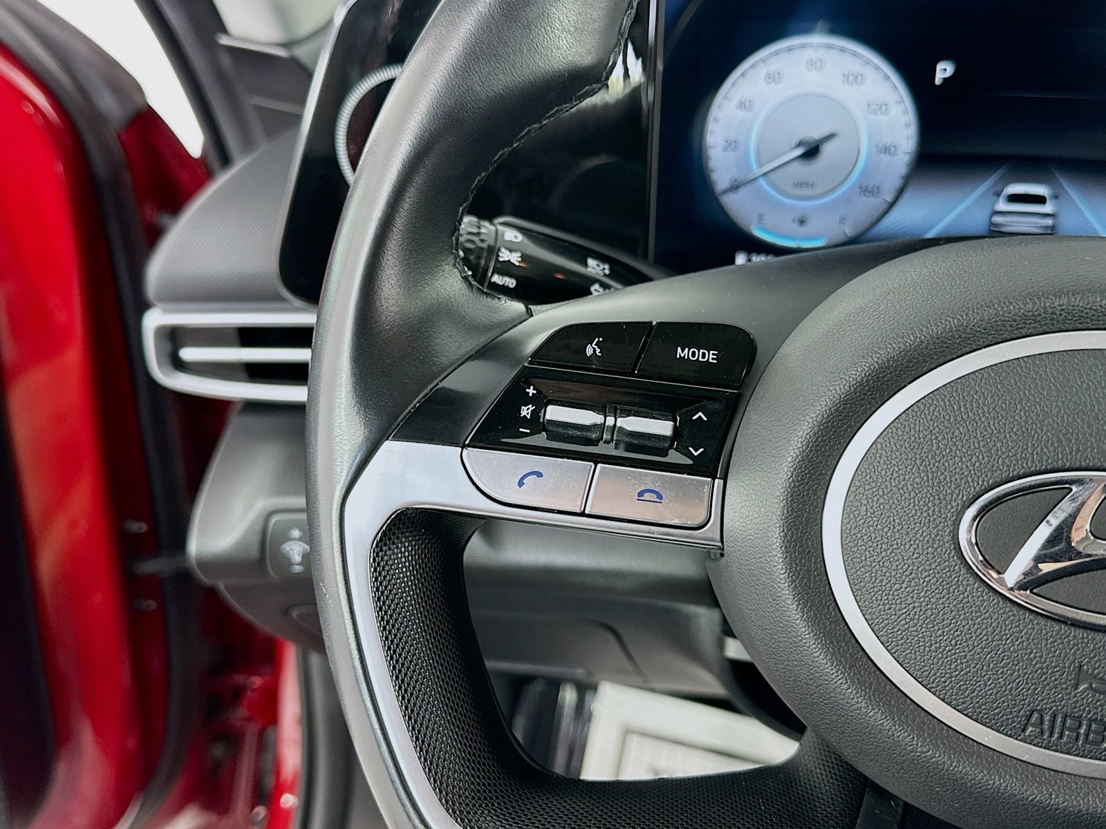 Certified 2023 Hyundai Elantra SEL w/ Convenience Package FWD image 14