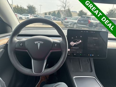 Used 2023 Tesla Model Y Long Range image 19