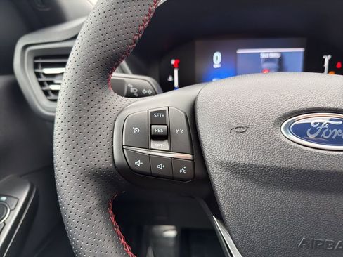 New 2026 Ford Escape ST-Line AWD/4WD image 25