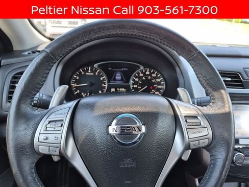 Used 2015 Nissan Altima 3.5 SL FWD image 30