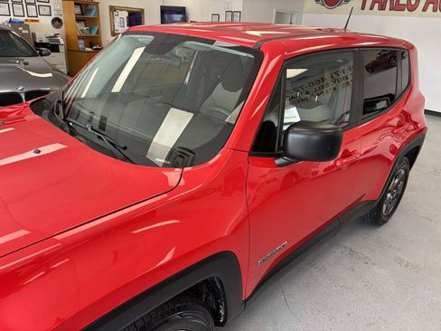 Used 2016 Jeep Renegade Sport w/ Power & Air Group image 3