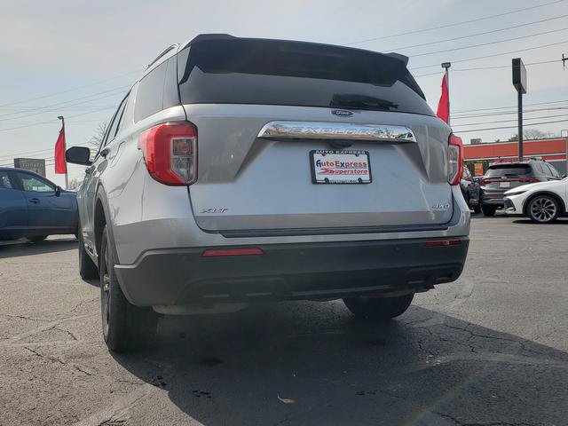 Used 2021 Ford Explorer XLT AWD/4WD image 6