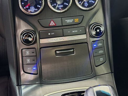 Used 2013 Hyundai Genesis 2.0T image 21