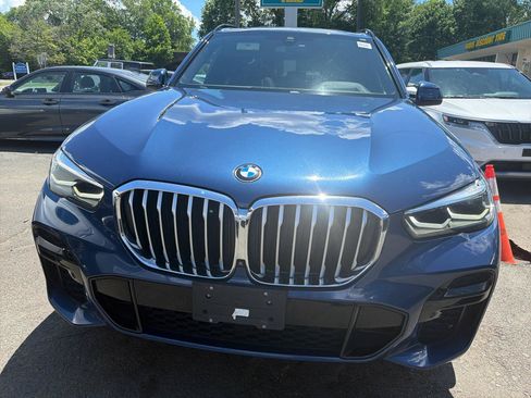 Used 2023 BMW X5 xDrive40i w/ M Sport Package AWD/4WD image 2