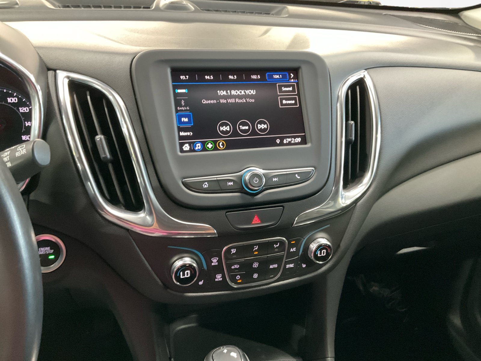 Used 2020 Chevrolet Equinox LT AWD/4WD image 12