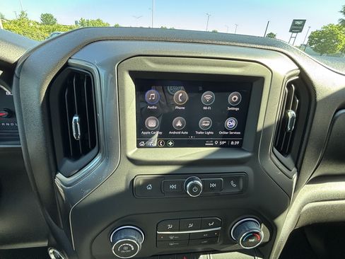Used 2025 Chevrolet Silverado 1500 Custom AWD/4WD image 25