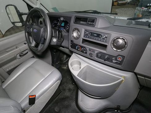 Used 2022 Ford E-350 and Econoline 350 Super Duty w/ Power Windows & Locks Group RWD image 16