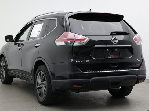 Used 2016 Nissan Rogue SL w/ SL Premium Package FWD image 7