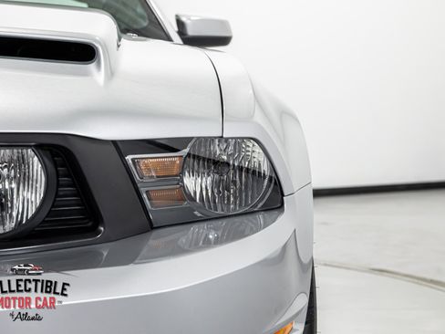 Used 2011 Ford Mustang GT Premium image 45