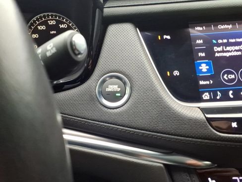 Used 2020 Cadillac XT5 Luxury FWD image 25