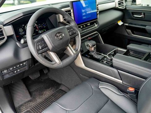 New 2026 Toyota Tundra Limited AWD/4WD image 9