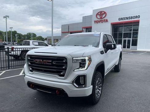 Used 2021 GMC Sierra 1500 AT4 w/ AT4 Premium Package AWD/4WD image 4